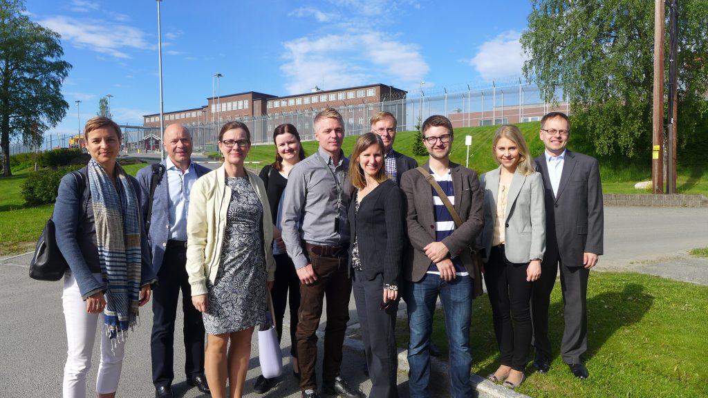 Nordiske forebyggere på besøk på Ila fengsel.