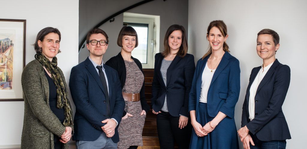 Fra venstre: Jonina Hermannsdottir, Johannes Flisnes Nilsen, Mette Jansen Wannerstedt, Caroline Klæth Eriksen, Aina Holmén og Helga Fastrup Ervik. (foto: Mona Ødegård).